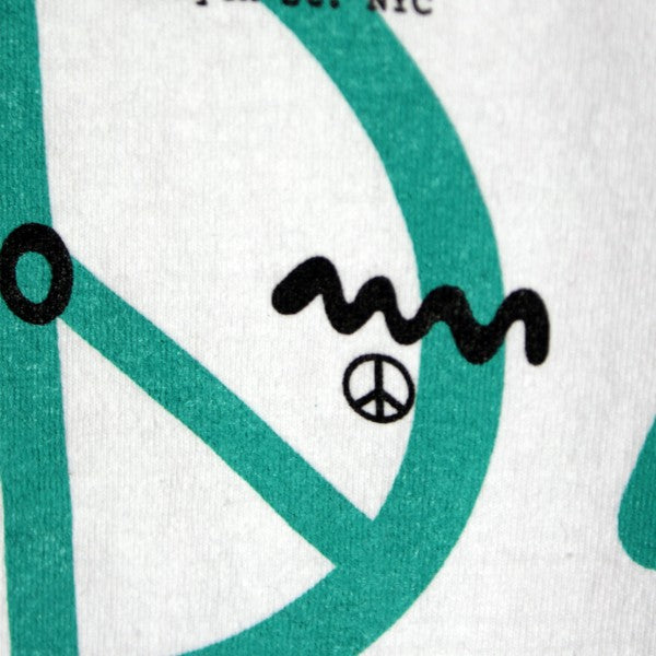 Commend Groovy n' Beautiful Tee